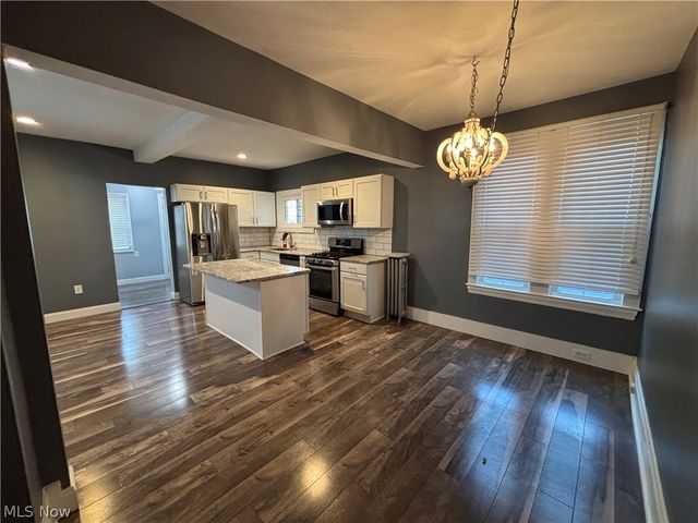 4200 Whitman Avenue DOWN, Cleveland, OH 44113