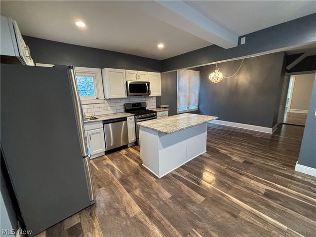 4200 Whitman Avenue DOWN, Cleveland, OH 44113