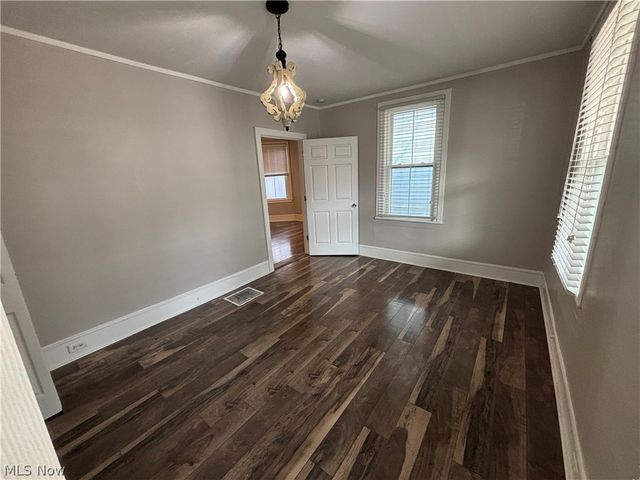 4200 Whitman Avenue DOWN, Cleveland, OH 44113