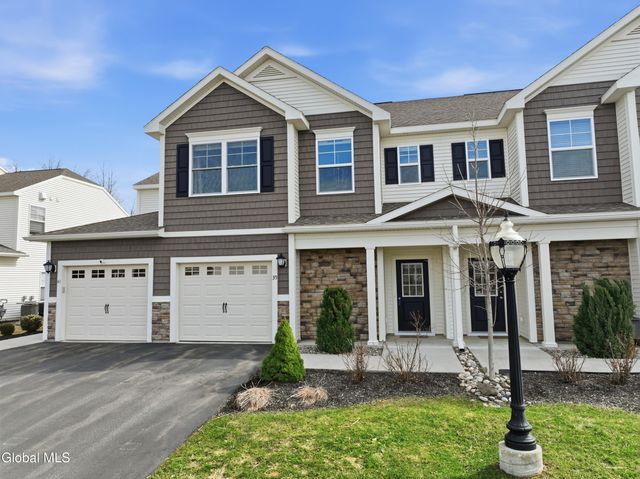 39 Jared Court, Colonie, NY 12047