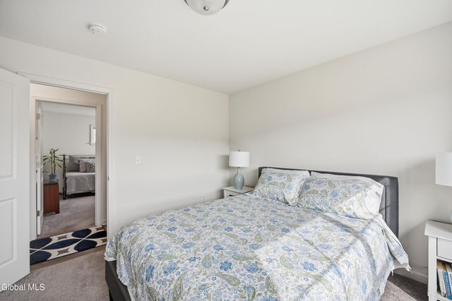 39 Jared Court, Colonie, NY 12047