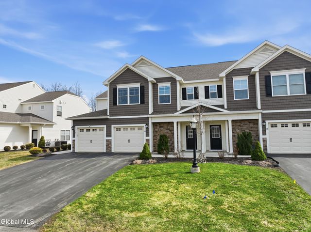 39 Jared Court, Colonie, NY 12047