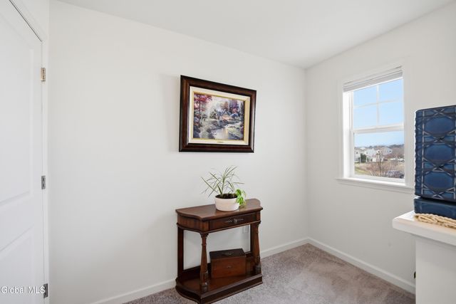 39 Jared Court, Colonie, NY 12047