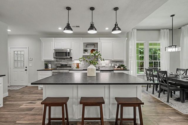 8900 Catamaran Way, Montgomery, TX 77316