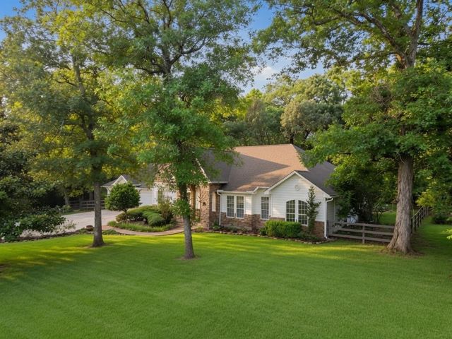 8900 Catamaran Way, Montgomery, TX 77316