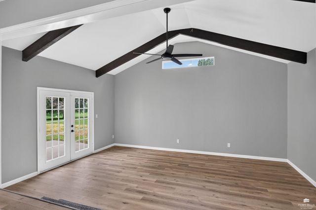 2111 Timbercreek Drive, Manhattan, KS 66502