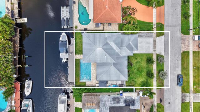 120 SE 12th Court, Pompano Beach, FL 33060