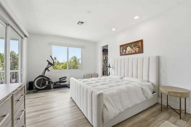 120 SE 12th Court, Pompano Beach, FL 33060