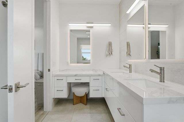120 SE 12th Court, Pompano Beach, FL 33060