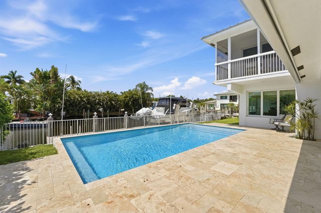 120 SE 12th Court, Pompano Beach, FL 33060