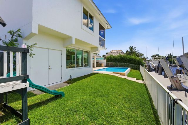 120 SE 12th Court, Pompano Beach, FL 33060