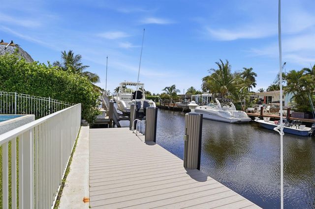 120 SE 12th Court, Pompano Beach, FL 33060