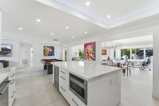120 SE 12th Court, Pompano Beach, FL 33060