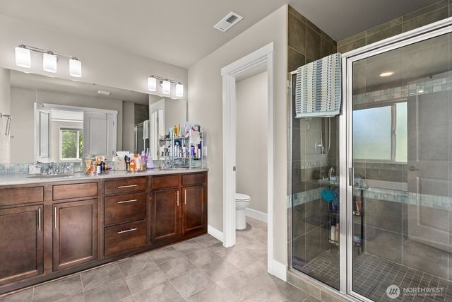35703 20th Avenue SW, Federal Way, WA 98023