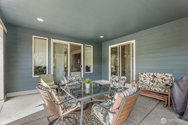 35703 20th Avenue SW, Federal Way, WA 98023