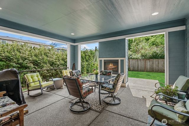 35703 20th Avenue SW, Federal Way, WA 98023