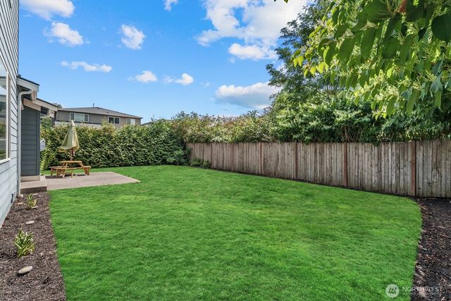 35703 20th Avenue SW, Federal Way, WA 98023