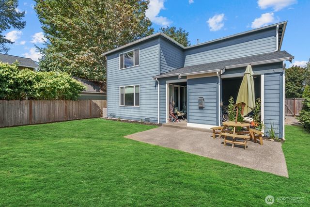 35703 20th Avenue SW, Federal Way, WA 98023