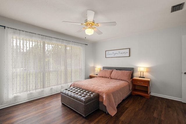 73 River Rd., Hattiesburg, MS 39401