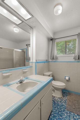 73 River Rd., Hattiesburg, MS 39401