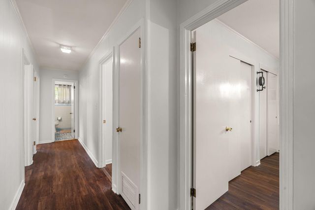 73 River Rd., Hattiesburg, MS 39401
