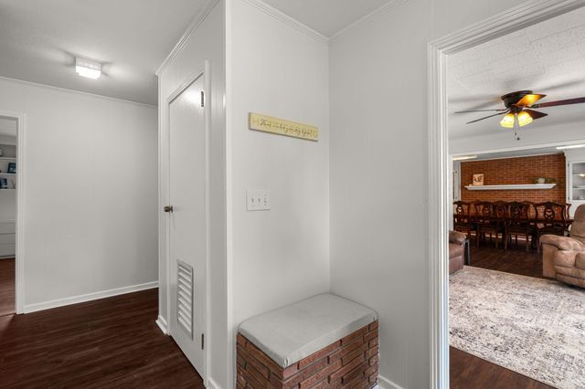 73 River Rd., Hattiesburg, MS 39401