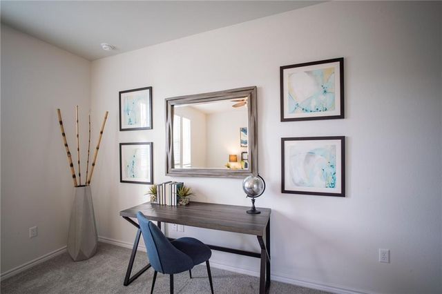 9109 Looksee LN, Austin, TX 78744