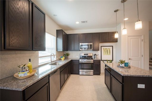 9109 Looksee LN, Austin, TX 78744