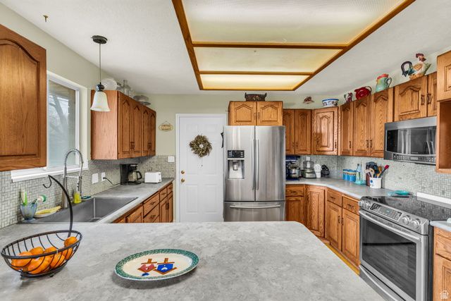 3001 W 8750 S, West Jordan, UT 84088