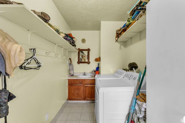 3001 W 8750 S, West Jordan, UT 84088