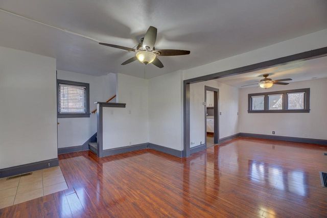 909 Johnson Street, Janesville, WI 53548