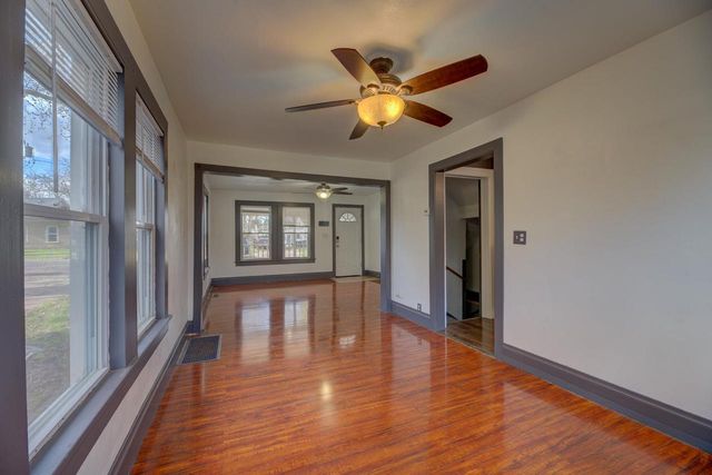 909 Johnson Street, Janesville, WI 53548