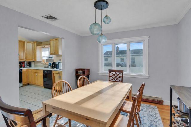 351 Venetian Boulevard, Lindenhurst, NY 11757