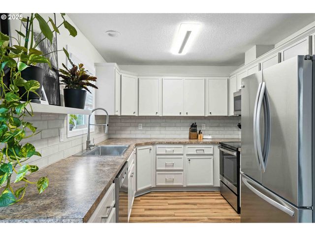 1103 W 34TH Way, Vancouver, WA 98660