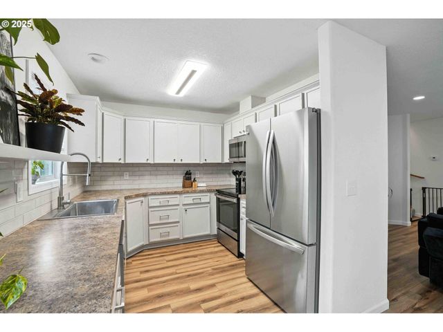 1103 W 34TH Way, Vancouver, WA 98660