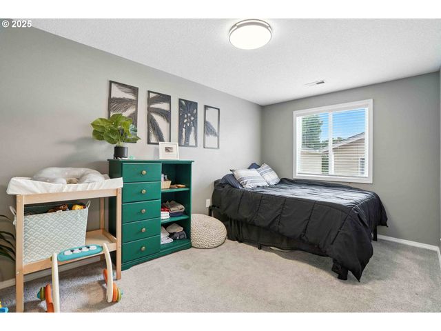 1103 W 34TH Way, Vancouver, WA 98660