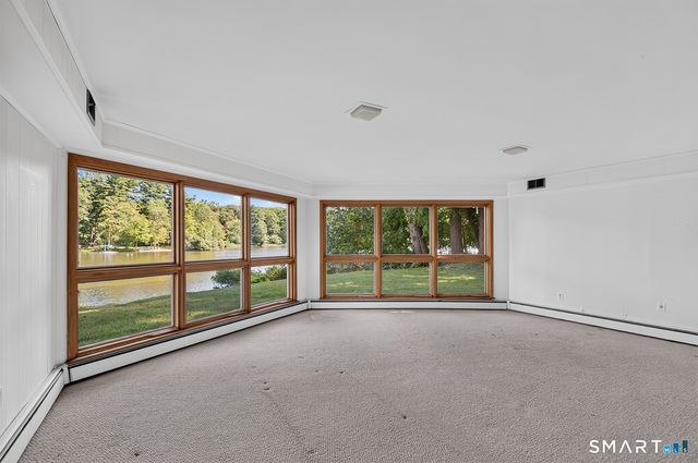 154 Driftwood Lane, Trumbull, CT 06611