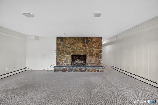 154 Driftwood Lane, Trumbull, CT 06611