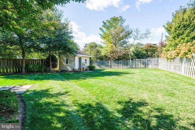 236 N CLEVELAND ST, Arlington, VA 22201