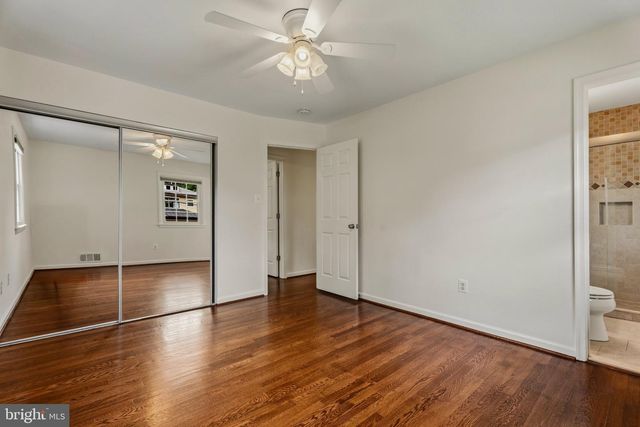 511 WALKER ST SW, Vienna, VA 22180
