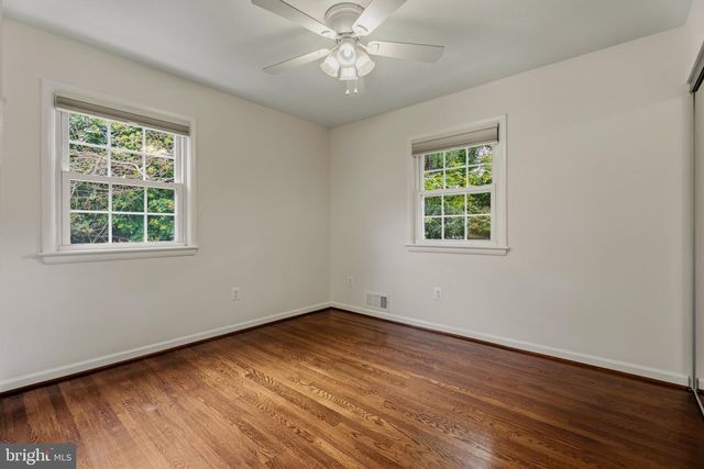 511 WALKER ST SW, Vienna, VA 22180