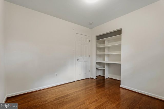 511 WALKER ST SW, Vienna, VA 22180