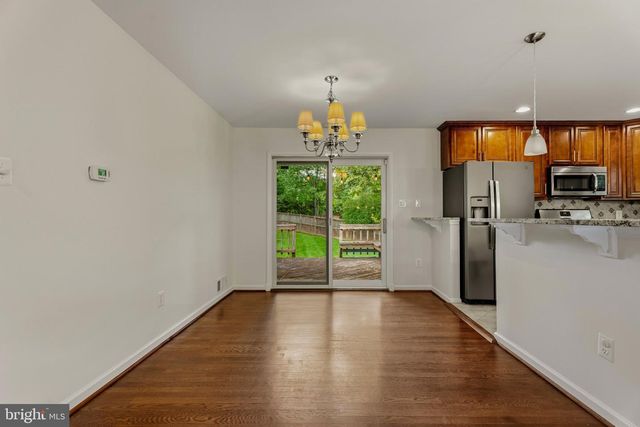 511 WALKER ST SW, Vienna, VA 22180