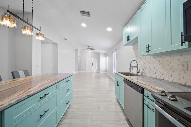 11363 COCOA BEACH DRIVE, Riverview, FL 33569