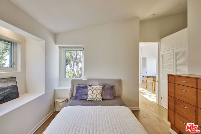 3885 Rambla Orienta, Malibu, CA 90265