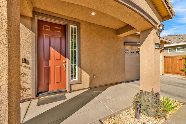 9633 Respect Dr, Sacramento, CA 95829