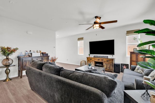 9633 Respect Dr, Sacramento, CA 95829