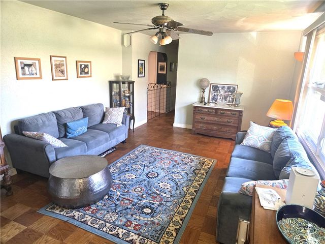 27 Torrington Drive, Warwick, RI 02889