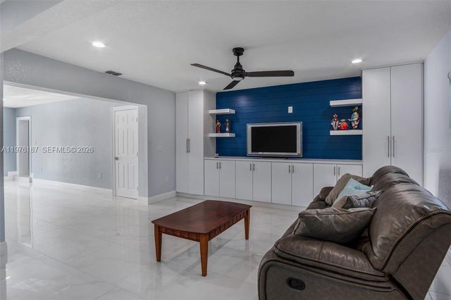 40140 SWIFT RD, Other City - In The State Of Florida, FL 32736