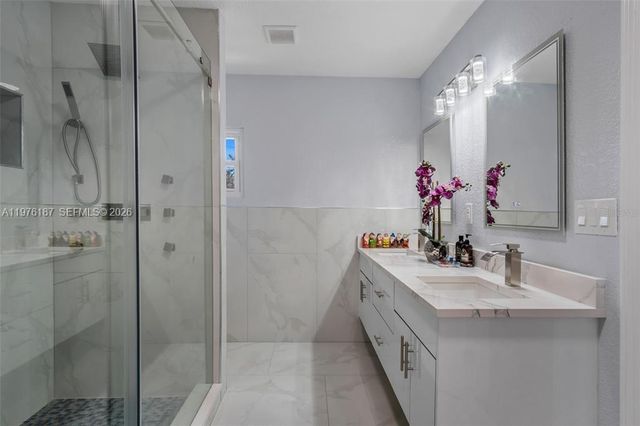 40140 SWIFT RD, Other City - In The State Of Florida, FL 32736